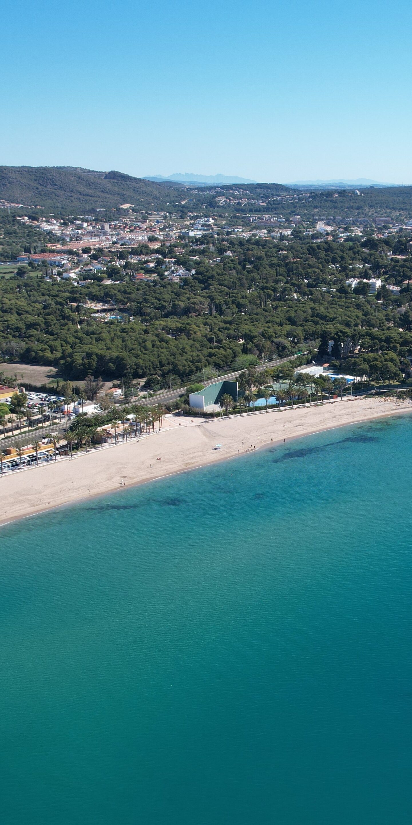 Área de autocaravanas Camping Playa Bara en Roda de Berà, Tarragona